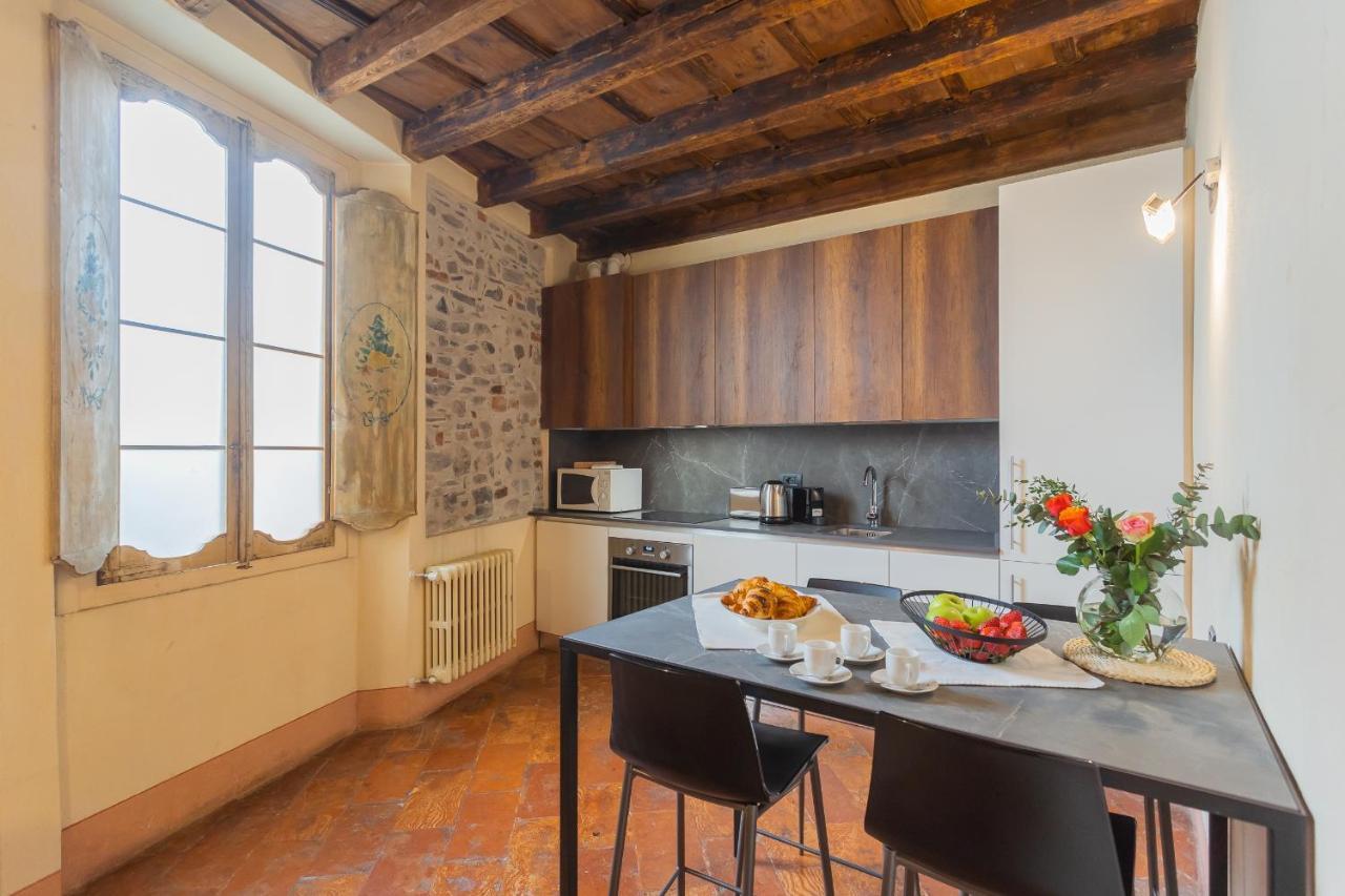 Antiche Mura Como By Rent All Como Exterior photo